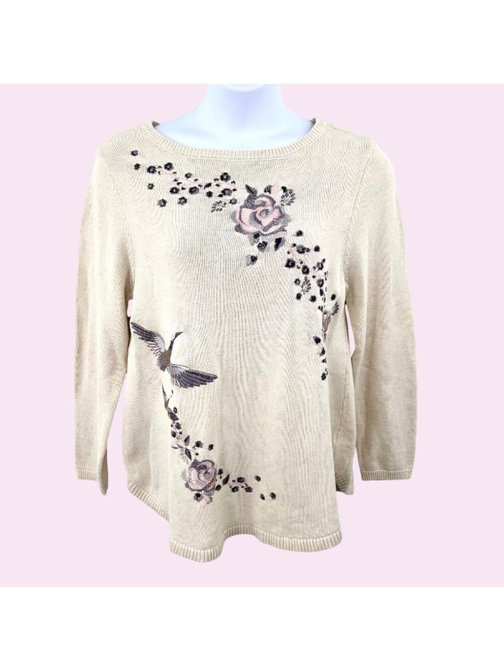 STYLE & CO LONG SLEEVE BEIGE SWEATER W/ EMBROIDERED CRANE BIRD & FLORAL DESIGN X